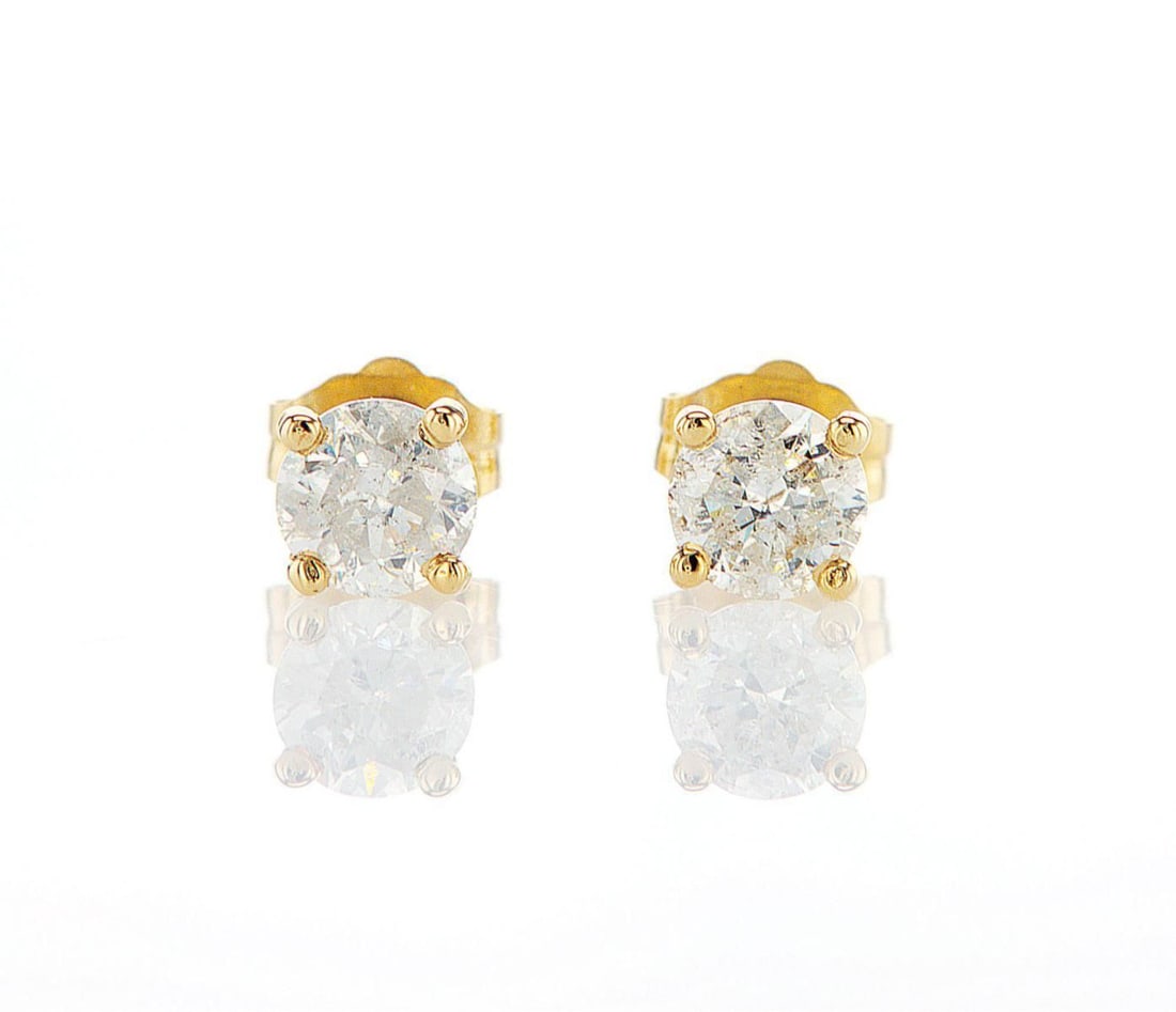 14kt Yellow Gold 1.02ctw Diamond Earrings: Jewelry Description Description: One pair of 14k yellow gold earrings, set with natural diamonds. Jewelry Weight: 0.84 Grs Total Diamonds Weight: 1.02 Cts Precious Metal: 14kt Yellow Gold Certificate 