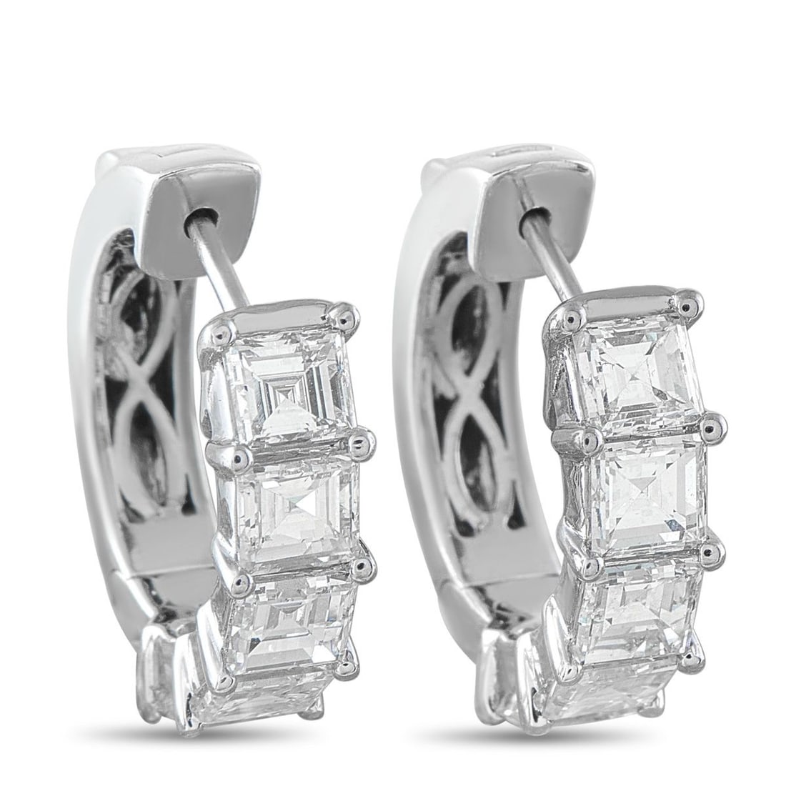 18K WHITE GOLD 3.05CT DIAMOND EARRINGS: Square-cut Diamonds with a total weight of 3.05 carats allow these earrings to continually emanate light. Simple, elegant, and ideal for any occasion, each one is crafted from 18K White Gold and measu