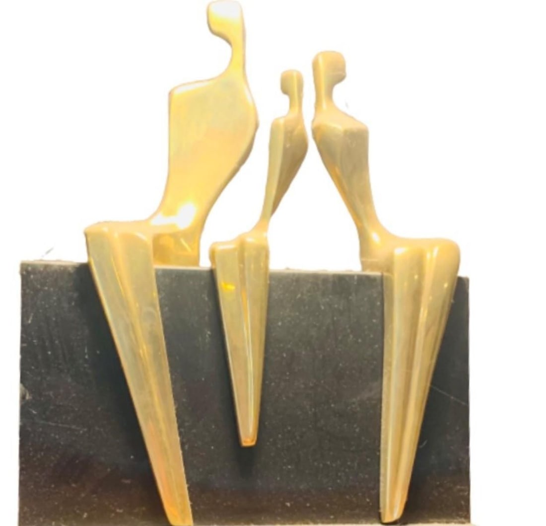 Itzik Ben Shalom- Bronze sculpture "3 Figures ": Artist: Itzik Ben Shalom. Medium: Bronze sculpture . Title: 3 Figures . Size: 12" x 10". Signature: Signed. Additional: Size: 12X10X7". Reference#: 28393.