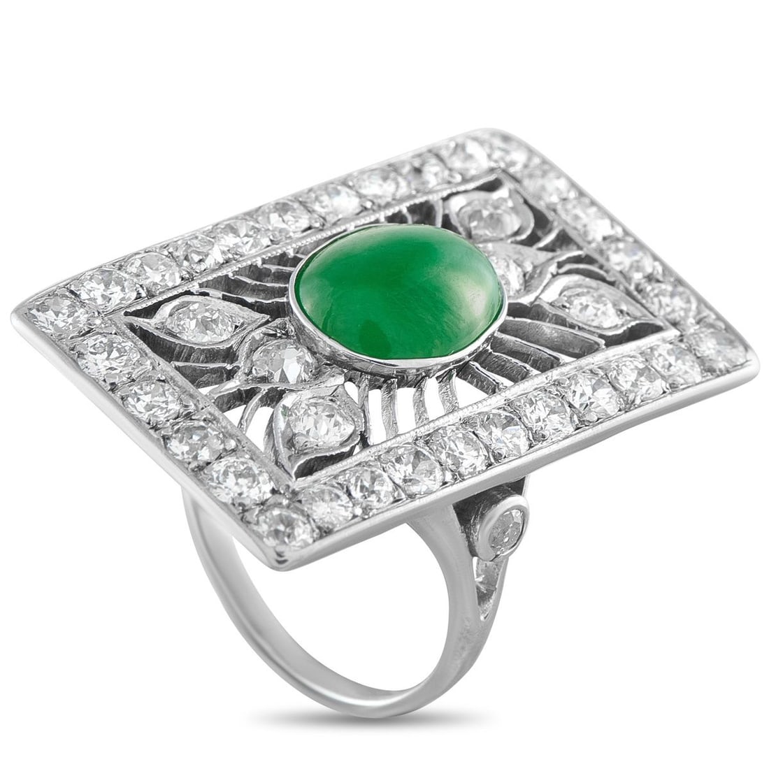 18K WHITE GOLD 2.65CT DIAMOND AND JADE RING: A bold Art Deco design makes this luxury ring impossible to ignore. Crafted from 18K White Gold, the intricate setting comes to life thanks to sparkling Diamonds with a total weight of 2.65 carats. A