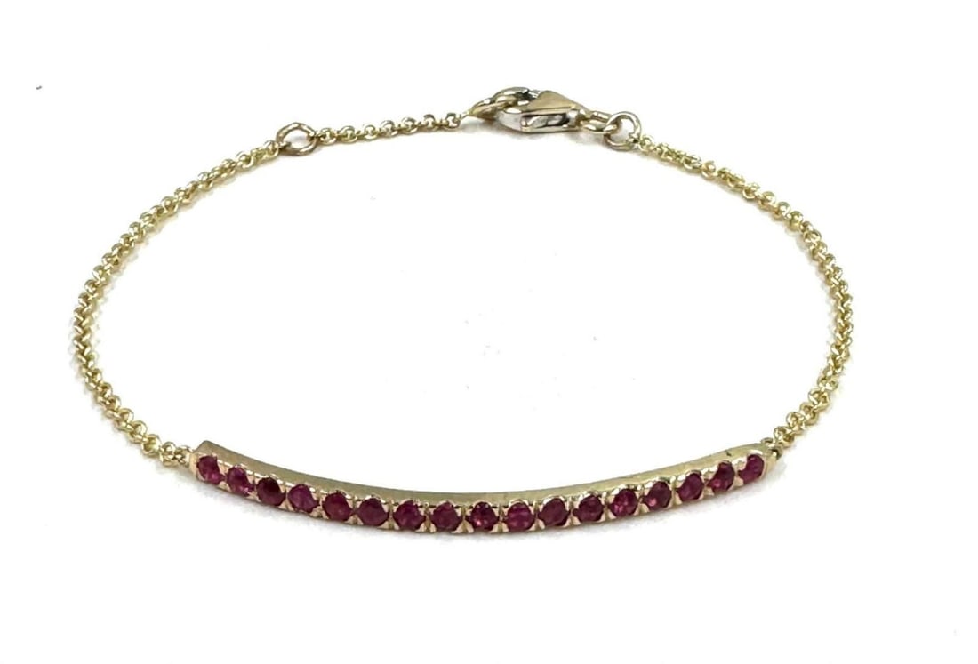 14kt White Gold GemStone Bracelet: Jewelry Description Description: One 14k yellow gold bracelet, set with natural ruby. Jewelry Weight: 2.23 Grs Precious Metal: 14kt White Gold Certificate Number: DSL- 4440396131 Appraised Value: 1000