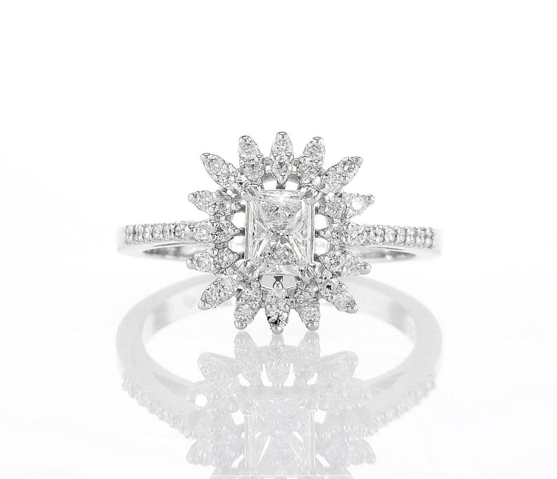 14kt White Gold 0.89ctw Diamond Ring: Jewelry Description Description: One 14k white gold ring, set with natural diamonds. Jewelry Weight: 3.51 Grs Total Diamonds Weight: 0.89 Cts Precious Metal: 14kt White Gold Certificate Number: DSL- 4