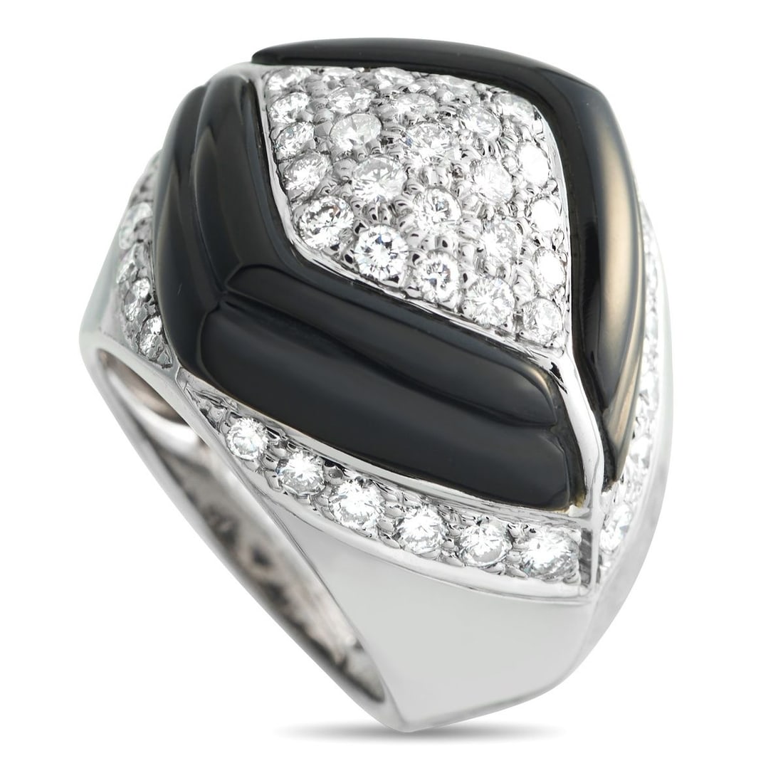 18K WHITE GOLD 0.94CT DIAMOND RING: A breathtaking design makes this luxury ring simply unforgettable. Glossy black accents contrast against the 18K White Gold setting. Pav Diamonds with a total weight of 0.94 carats cover the top and s