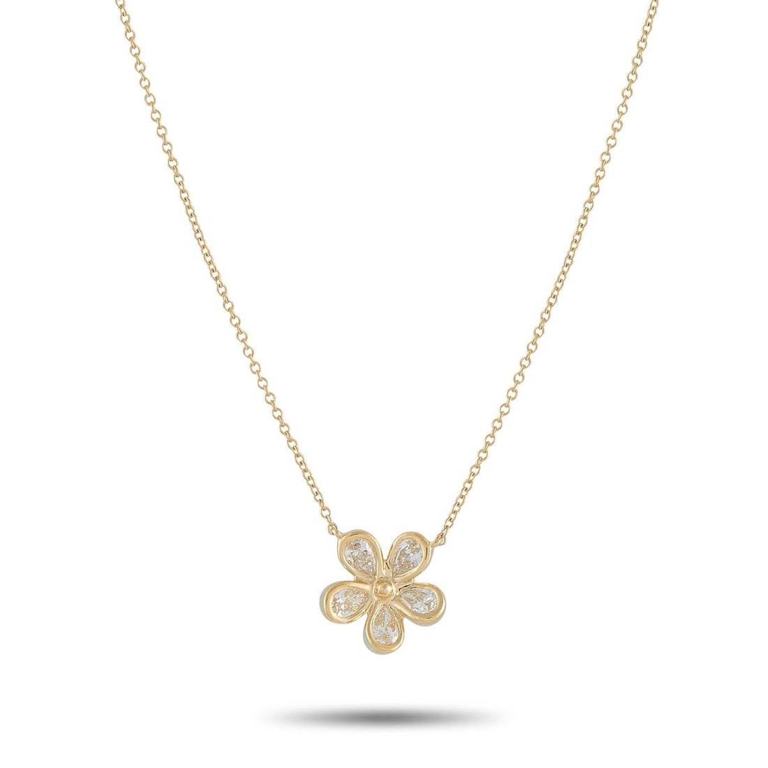 18K YELLOW GOLD 0.75CT DIAMOND FLOWER NECKLACE: This necklace is incredibly charming. Suspended at the center of a 17.50 chain, a delicate floral pendant makes a statement thanks to sparkling Diamonds with a total weight of 0.75 carats. The pendant