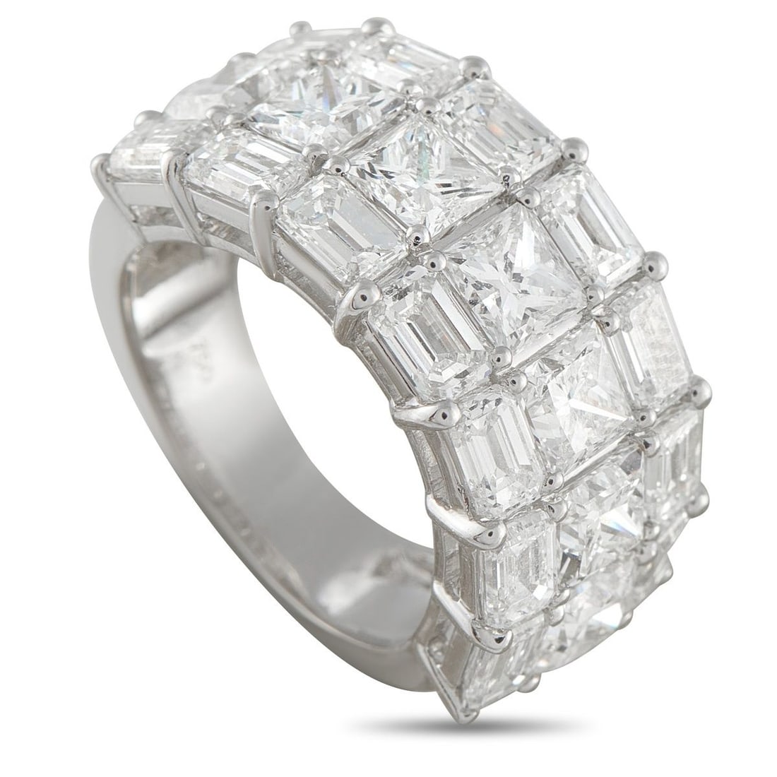 18K WHITE GOLD 7.50CT DIAMOND RING: A dazzling array of Diamonds totaling 7.50 carats allow this piece to effortlessly emanate light. Bold and incredibly impressive, the 18K White Gold setting features a 5mm wide band and a 4mm top heig