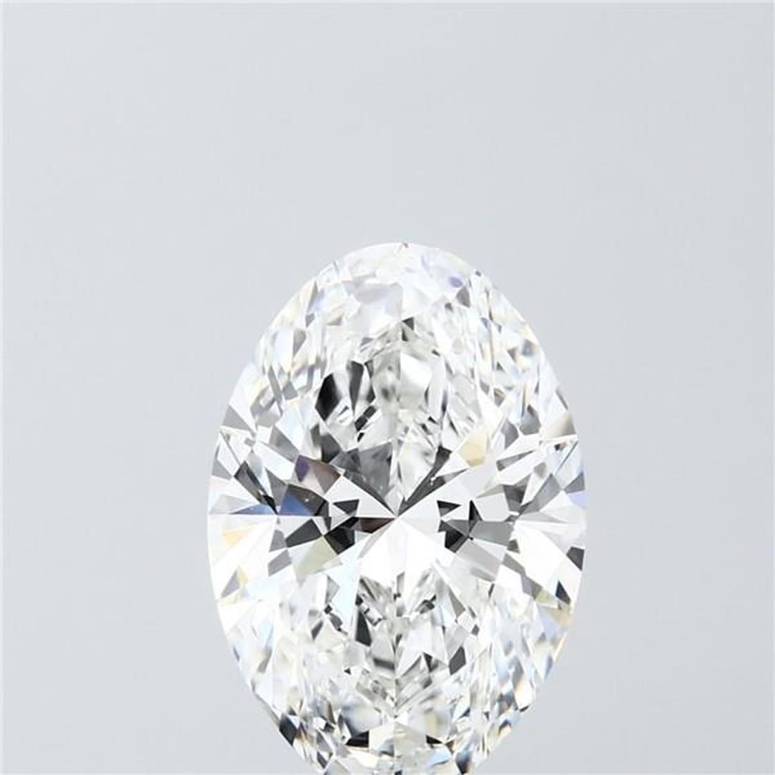 2.01 ct, Color E/VVS2 IGI Graded Diamond: Lab/Natural Diamond: Carat Weight: 2.01 Color Grade: E Clarity Grade: VVS2 Model: Oval Fluorescence: N Polish: EXCELLENT Symmetry: EXCELLENT Depth: 65.1 Table: 64 Size: 8.91-6.28x4.09 Certificate Numb