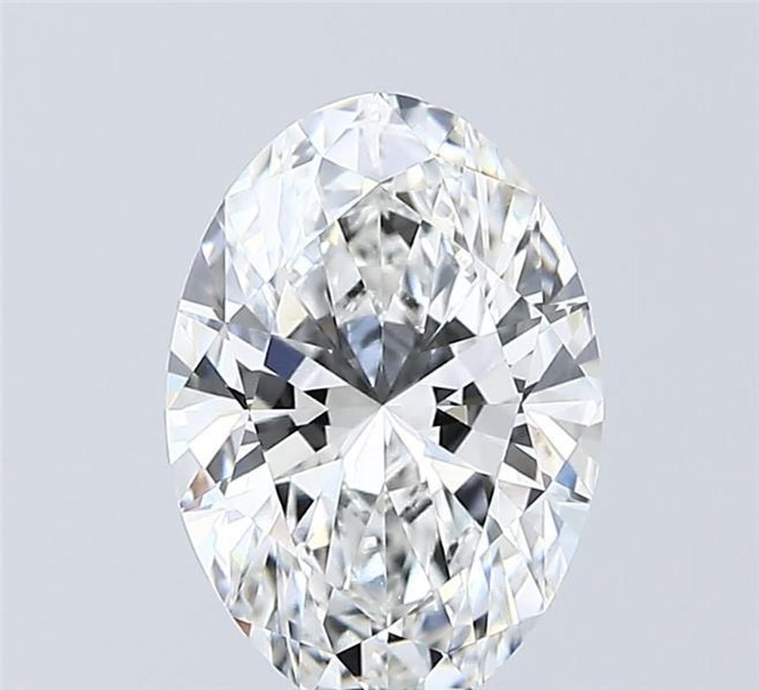 Lab Grown 2.05 ct, Color E/VVS2 IGI Graded Diamond: Lab/Natural Diamond: Lab Carat Weight: 2.05 Color Grade: E Clarity Grade: VVS2 Model: Oval Fluorescence: N Polish: EXCELLENT Symmetry: EXCELLENT Depth: 61.9 Table: 63 Size: 10.34-7.22-4.47 Certificate