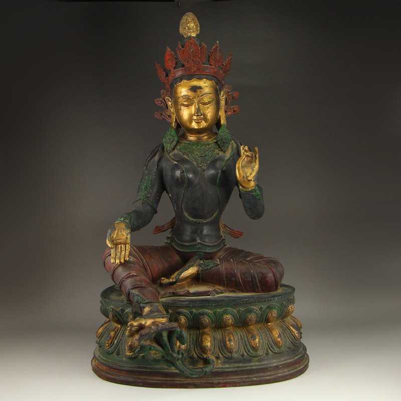 Tibet Buddhist Gilt Gold Bronze Green Tara Statue: Vintage Tibet Buddhist Gilt Gold Bronze Green Tara Statue Dimension: 510x320x240 (mm) 20.08x12.60x9.45(inches) Weight 22.27 lbs/10.1 Kg