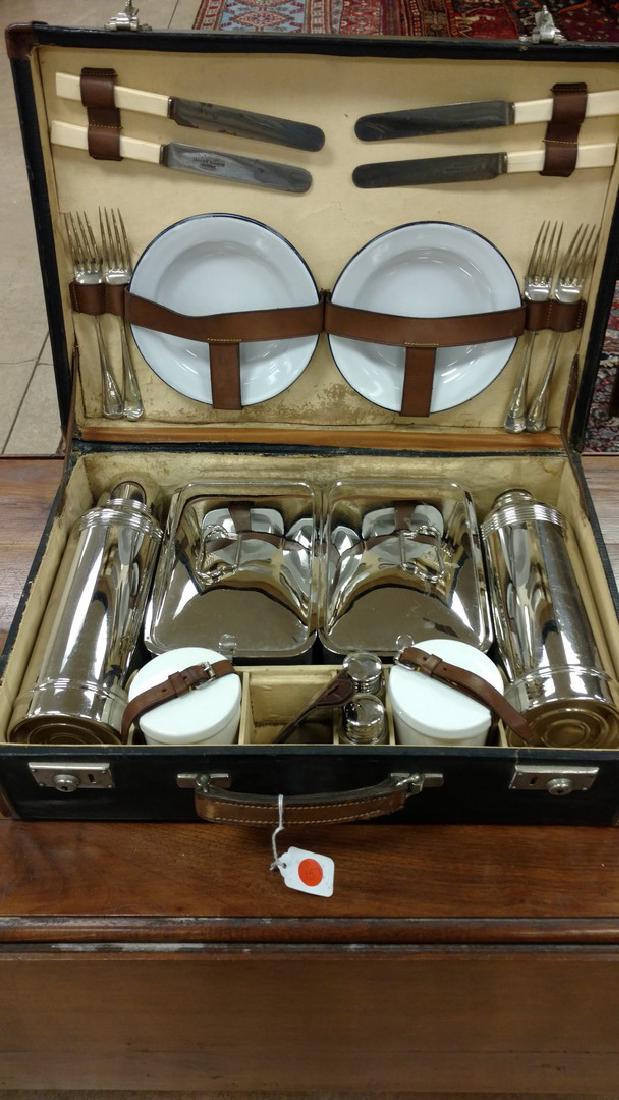 Travel Picnic Set in Case/Granite Dishes 4 plates, (1 of 2)
