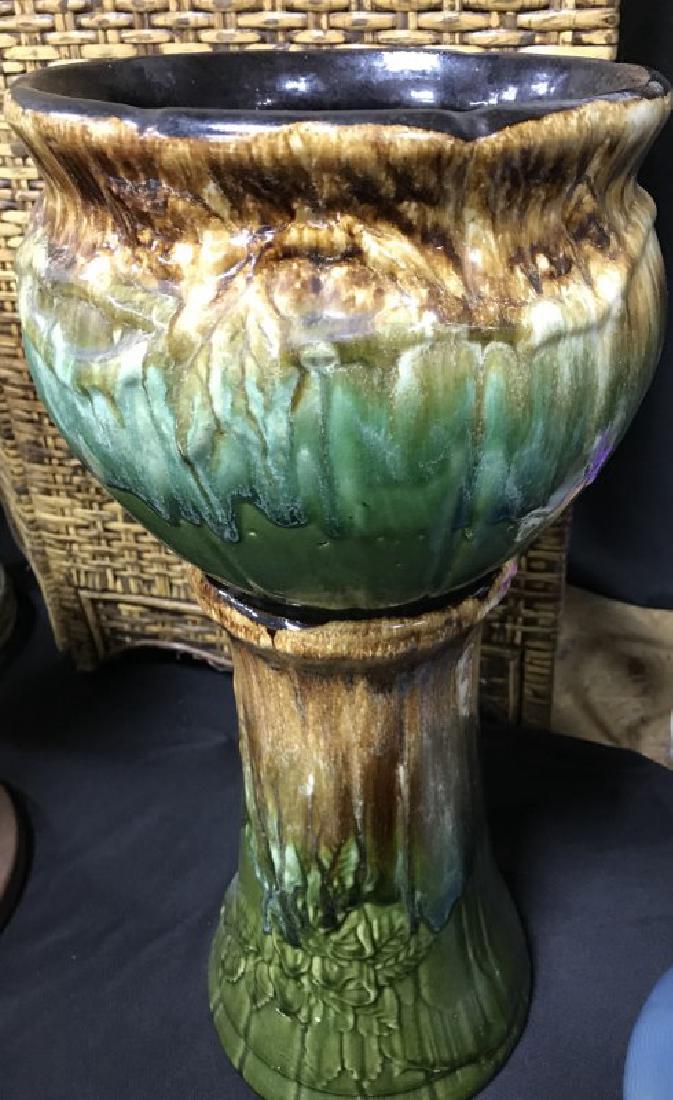 Roseville U.S.A.  Jardiniere & Pedestal (2 pieces) (1 of 3)