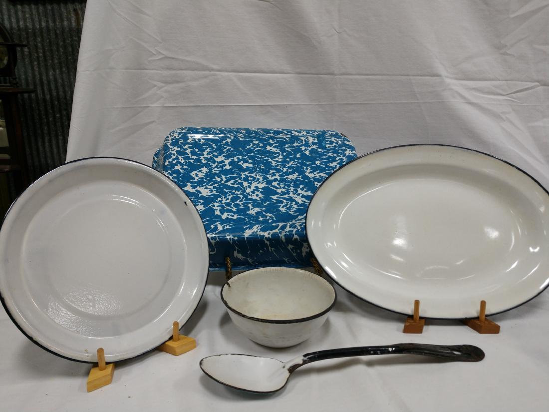Blue Granite/Enamel ware Collection (5 pieces) (1 of 5)