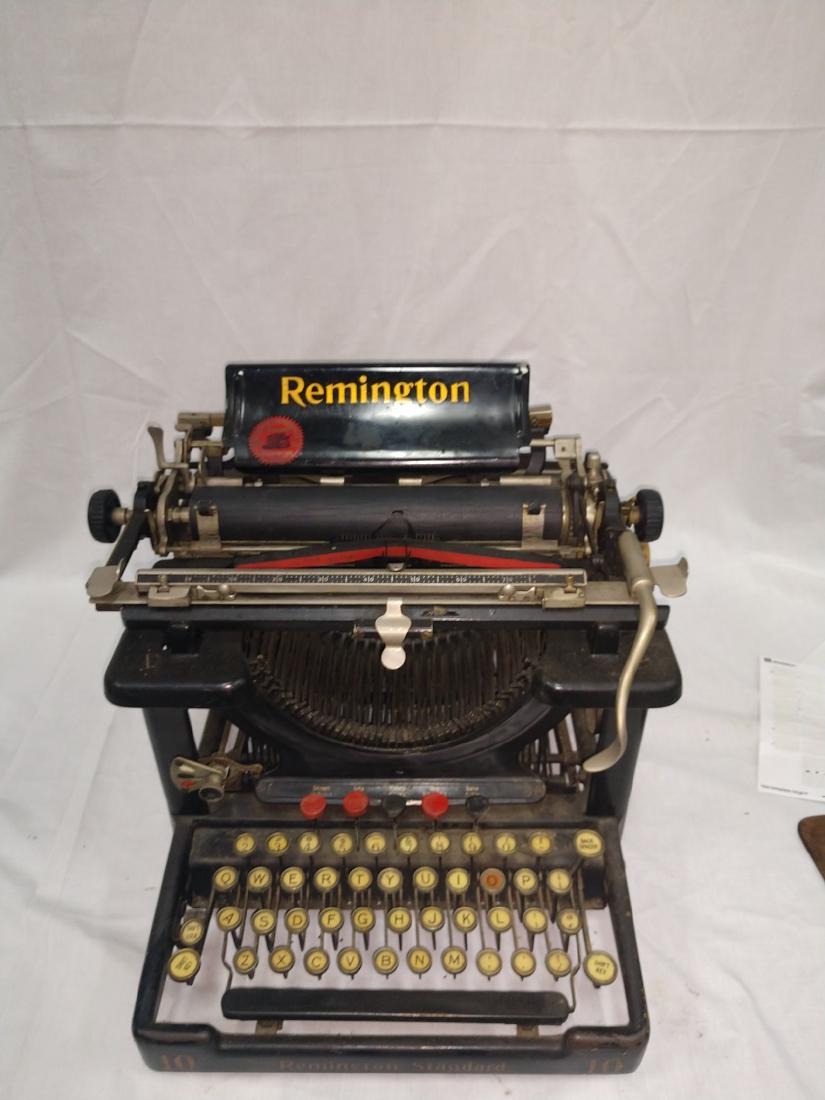 Typewriter Remington #10 (1920's) (1 of 12)
