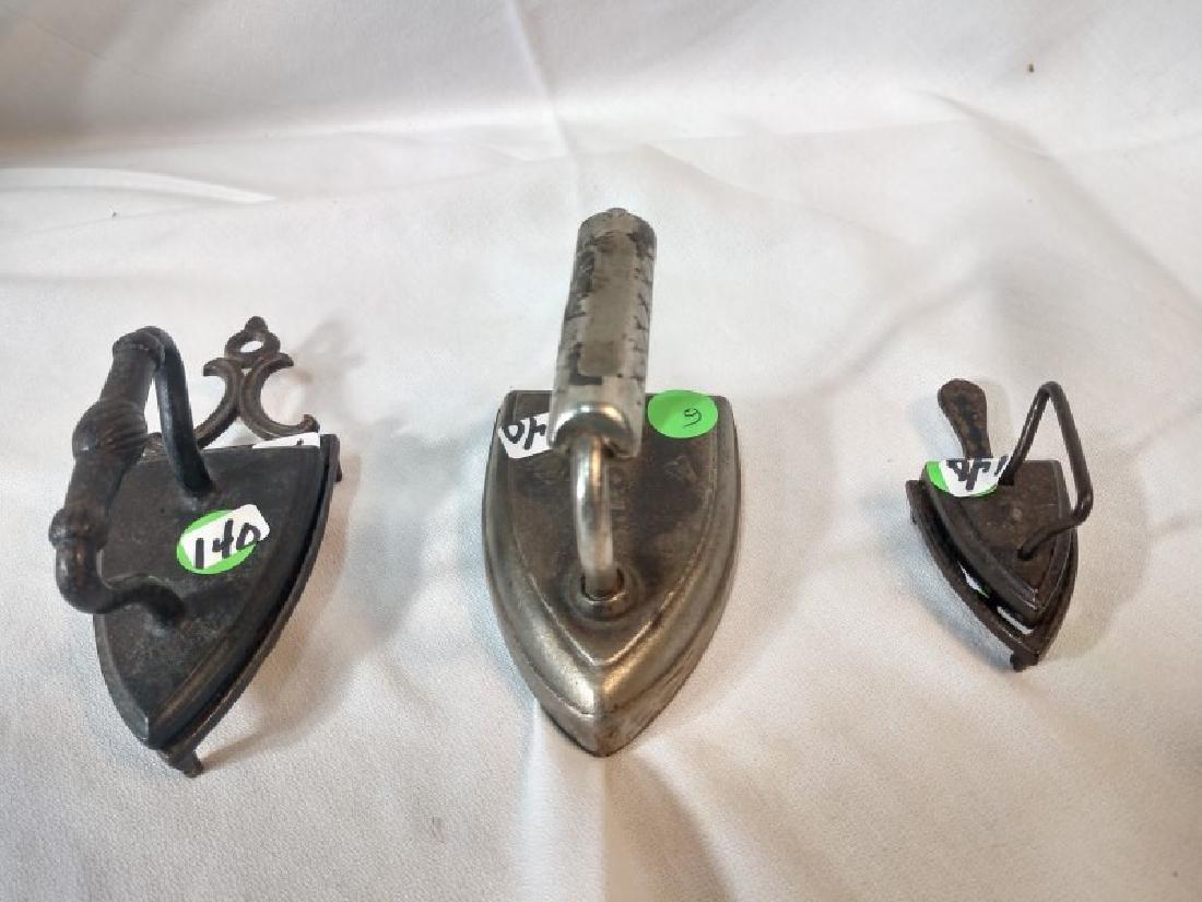Iron - Irons & Trivets (1 of 7)