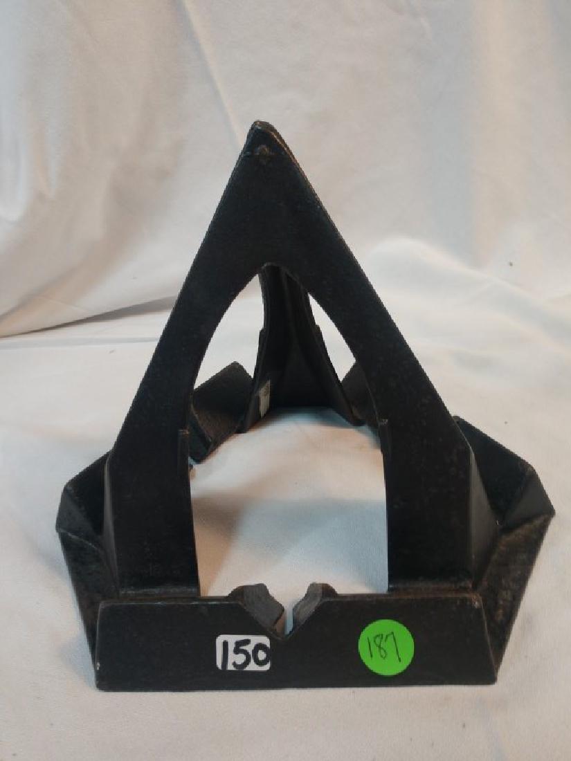 Iron - Pyramid Heater (1 of 7)