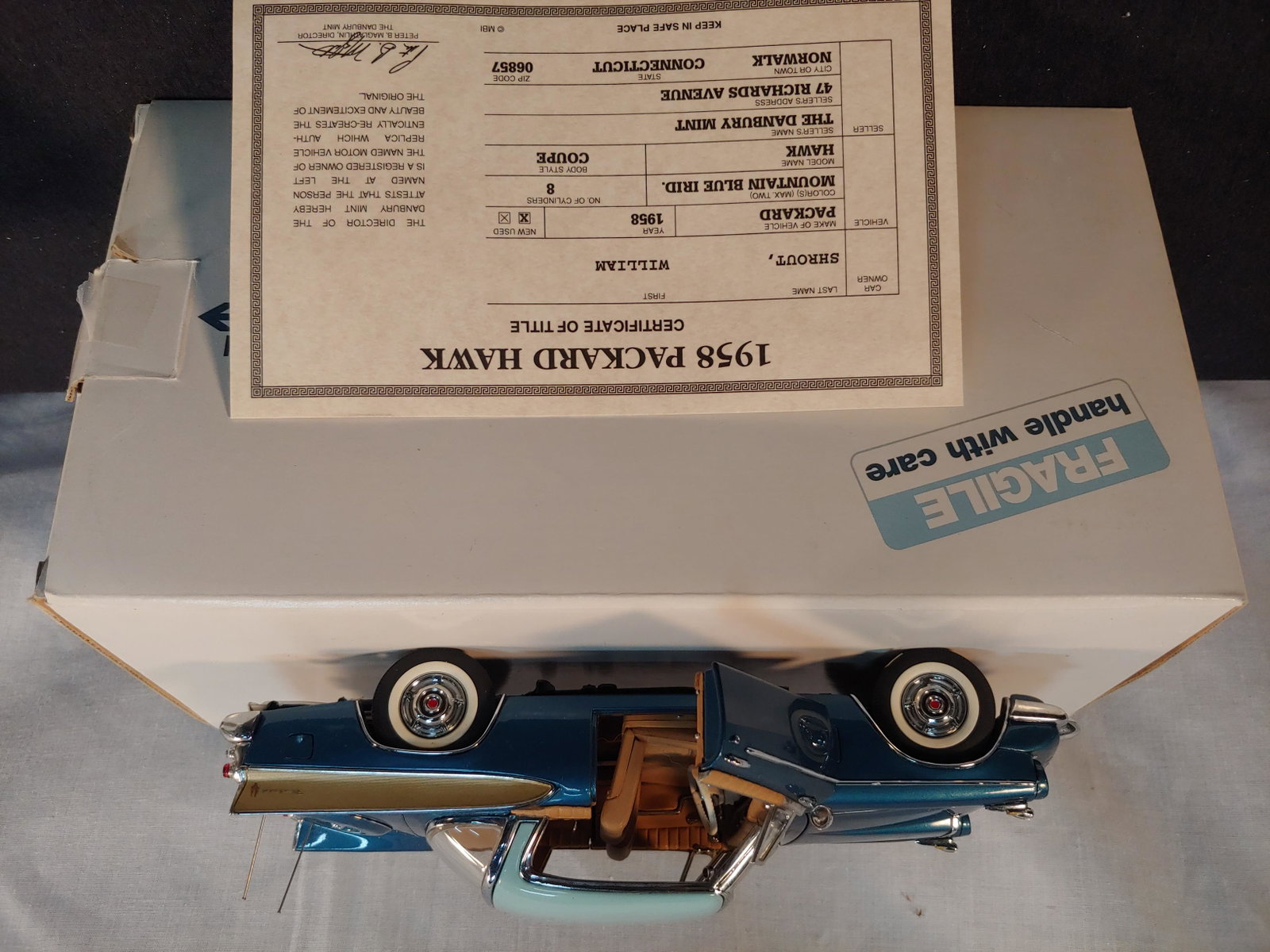 Die Cast - Packard Hawk: Danbury Mint 1958 Packard Hawk, Display Included. 1:24 Scale. Certificate of Title