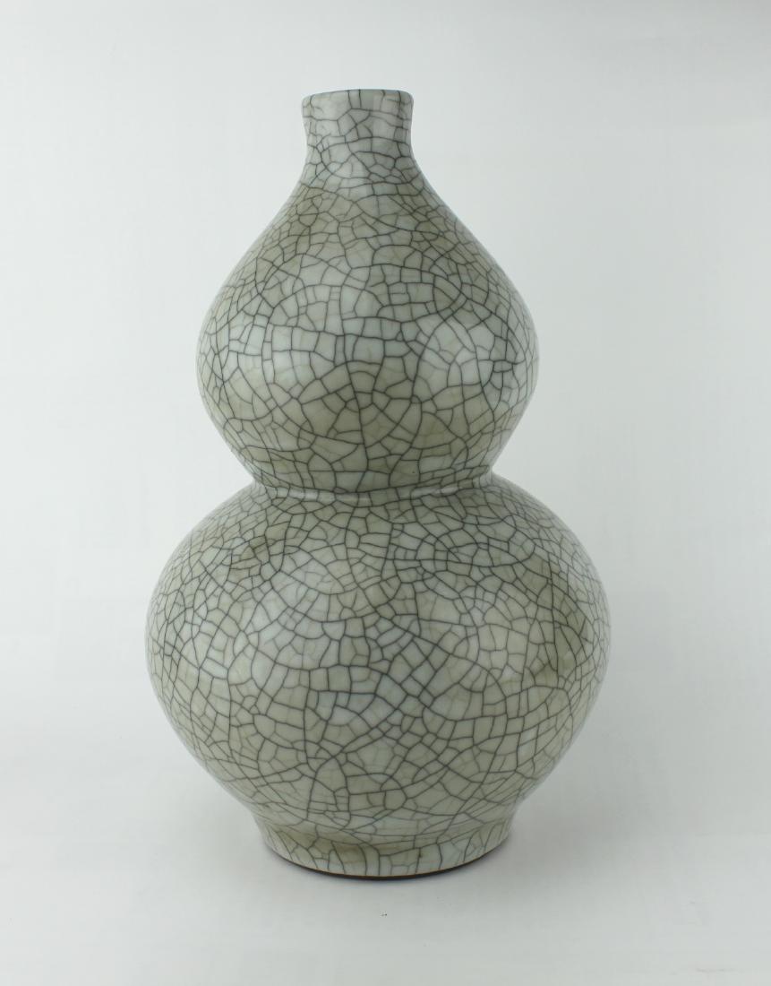 CHINESE GUAN STYLE DOUBLE GOURD VASE (1 of 6)