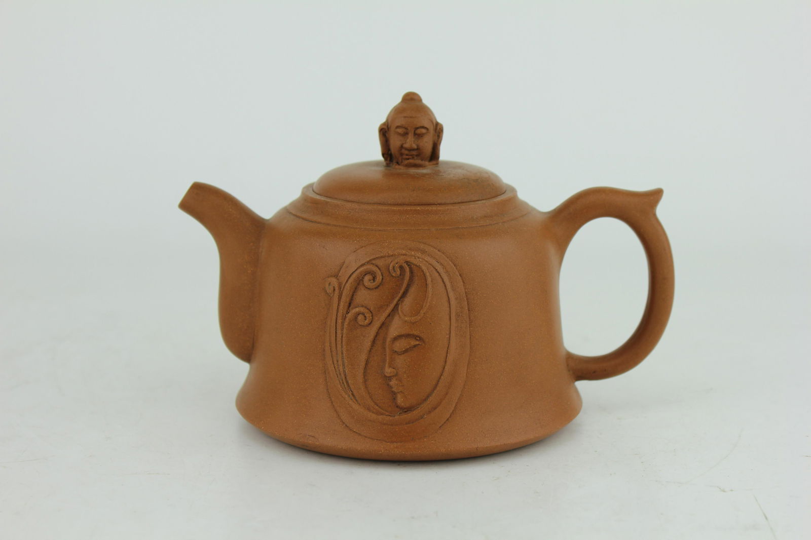 CHINESE YIXIN ZISHA TEAPOT (1 of 9)