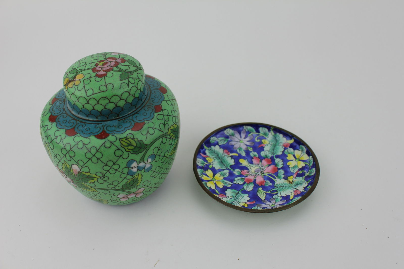 TWO CLOISONNE ITEMS (1 of 7)