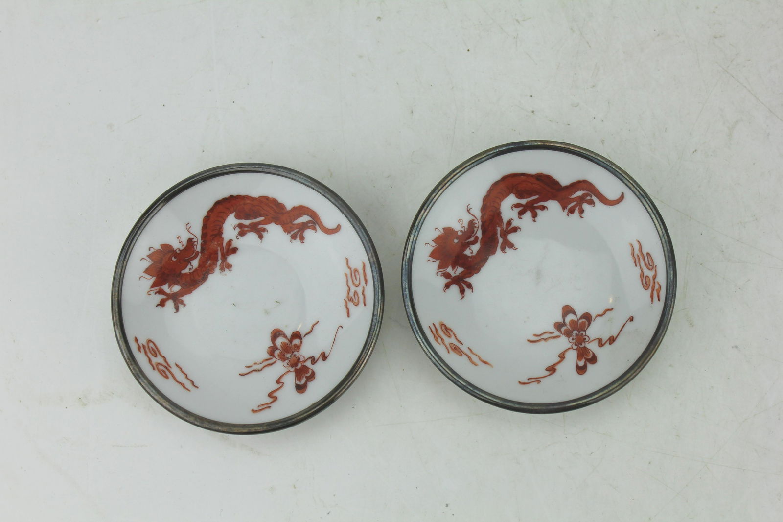 TWO JAPANESE MEISSEN DISHES (1 of 4)
