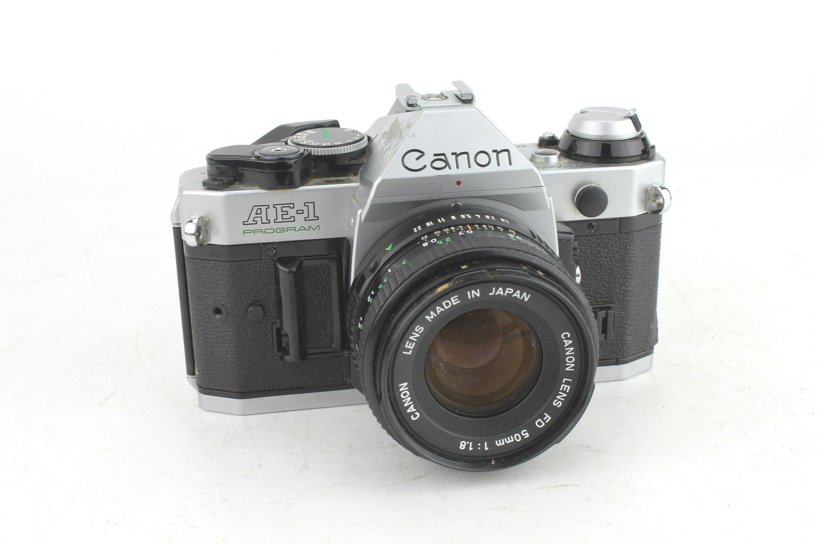 CANON AE-1 PROGRAM 35MM SLR CAMERA (1 of 9)