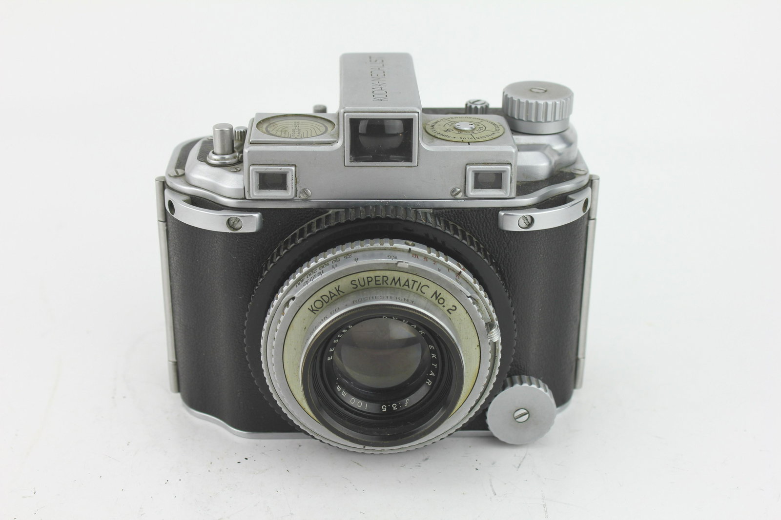 KODAK MEDALIST I 620 FILM CAMERA (1 of 14)
