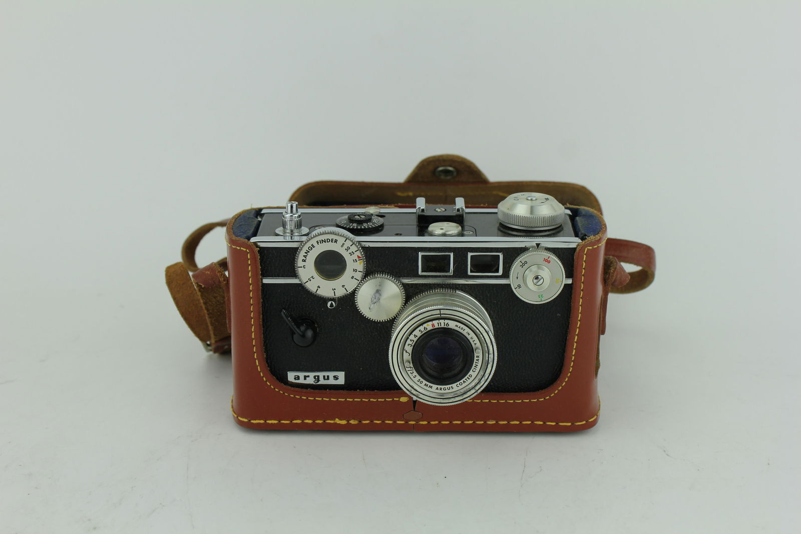 ARGUS C2 35 MM RANGEFINDER CAMERA (1 of 10)