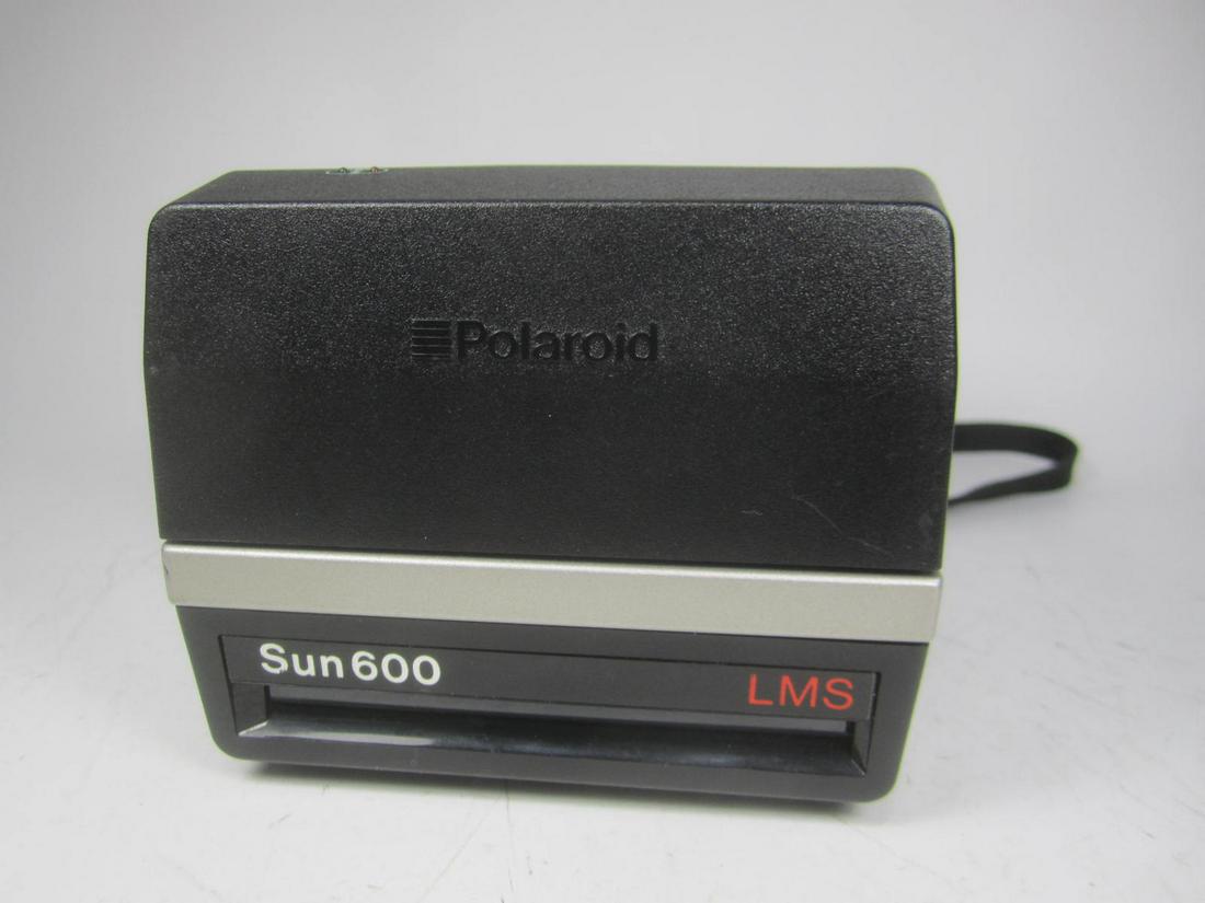 POLAROID SUN 600 LMS INSTANT CAMERA (1 of 4)