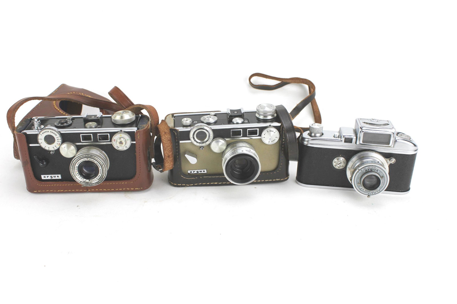 THREE ARGUS 35MM RANGEFINDER CAMERAS (1 of 15)