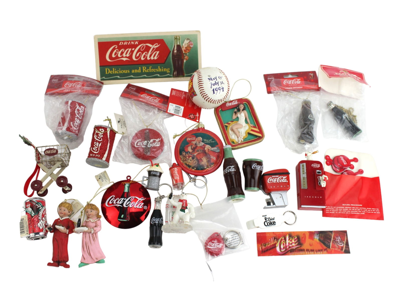 33 PCS OF ASSORTED COCA COLA COLLECTIBLES (1 of 17)