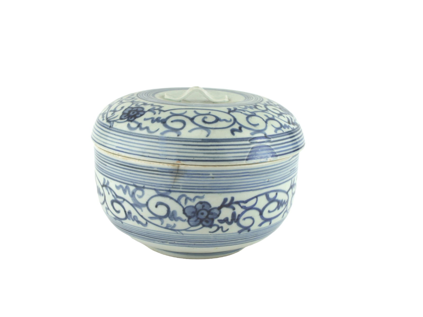 A CHINESE B/W LIDDED PORCELAIN JAR (1 of 9)