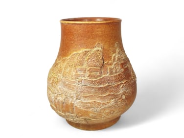CHINESE STUDIO ART PORCELAIN JAR