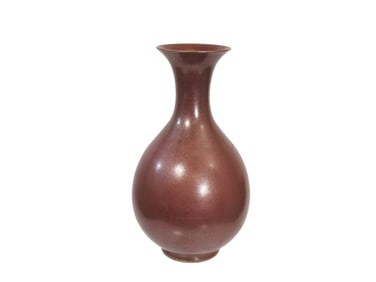 A CHINESE RED GLAZED VASE