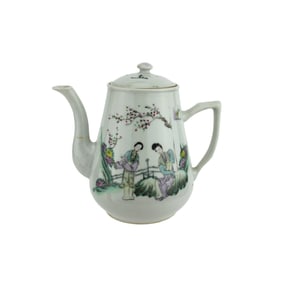 A CHINESE FAMILLE ROSE TEAPOT