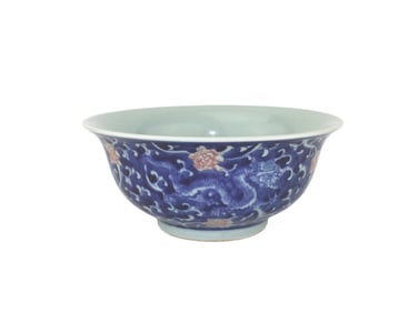 A CHINESE BLUE/WHITE RED UNDERGLAZED BOWL