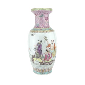 LARGE CHINESE FAMILLE ROSE VASE
