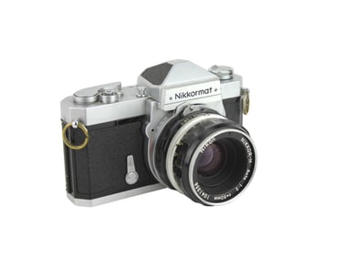 NIKKORMAT FT 35MM SLR CAMERA