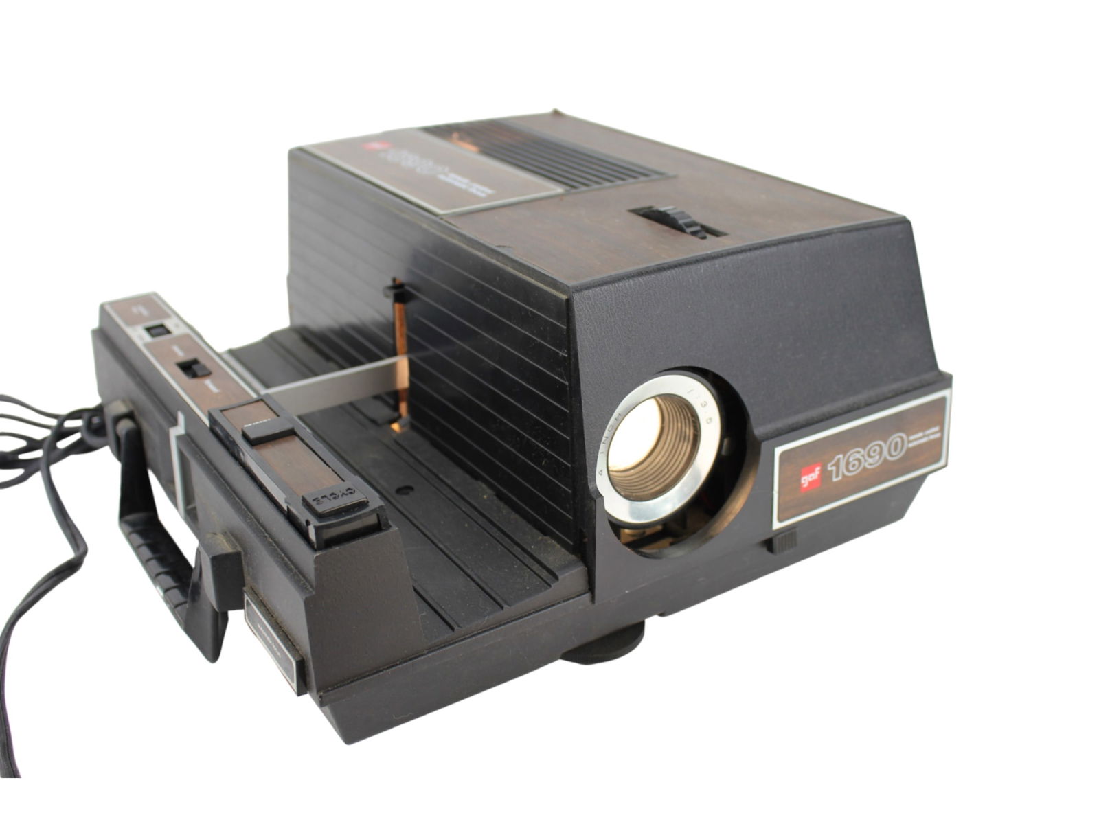 GAF 1690 SLIDE PROJECTOR: GAF 1690 slide projector, serial No. 5676, in work condition, size: 10 3/4 X 10 1/4 X 5 3/4 in..