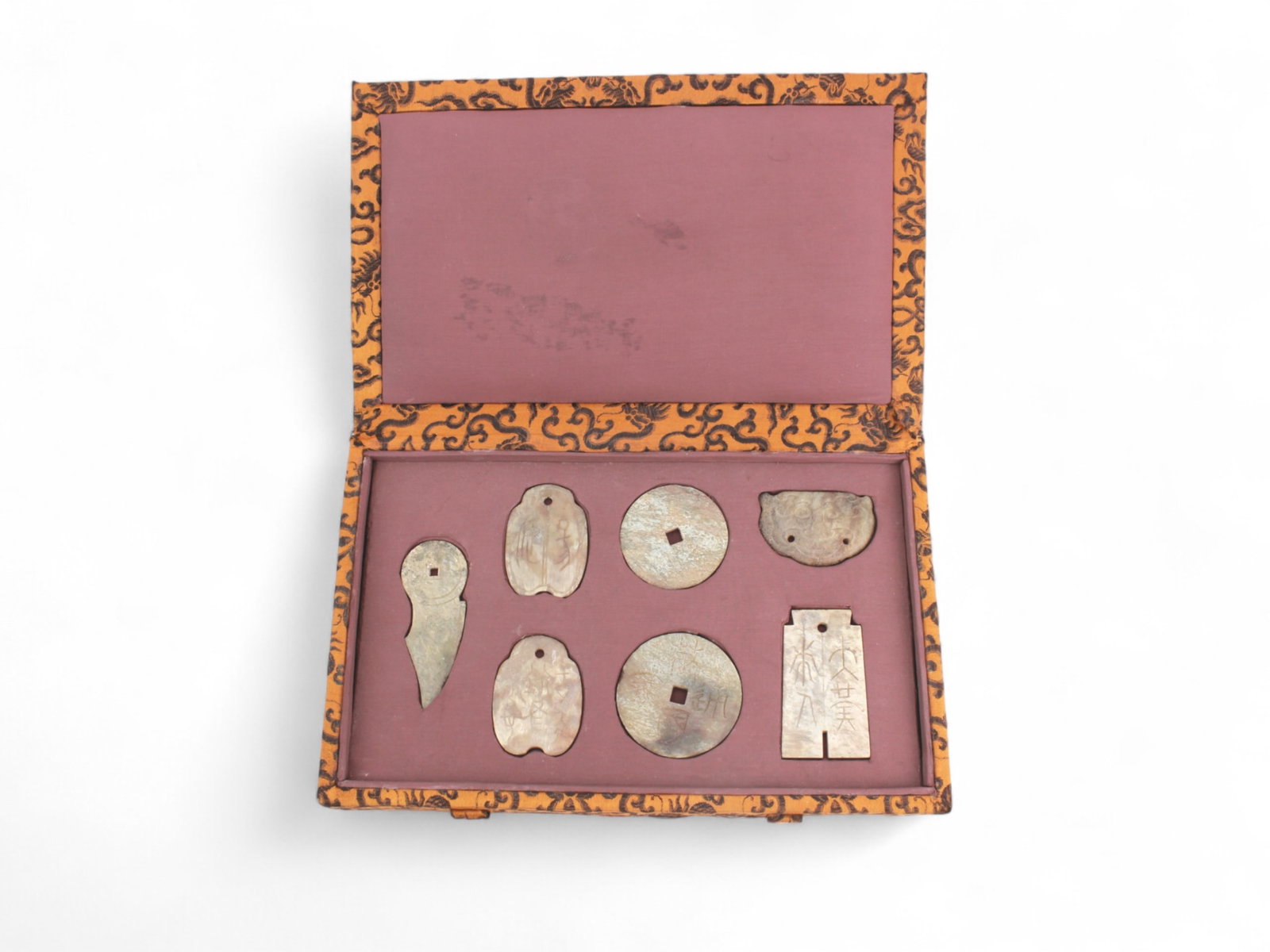 A Lot of Seven Chinese Archaic Jade Items (1 of 20)