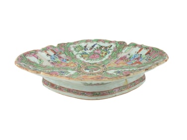 CHINESE ROSE MEDALLION DIAMOND PLATTER
