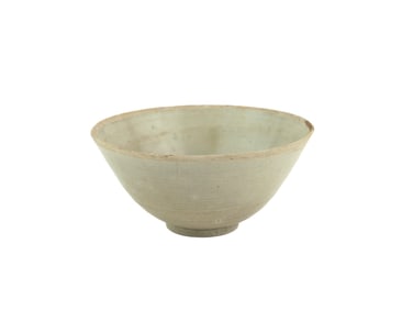 A CHINESE CELADON BOWL