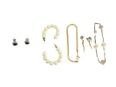 LOT OF EARRINGS AND BRACELETS