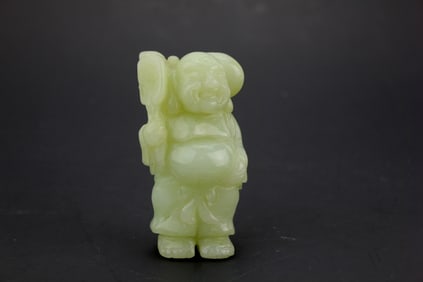 CHINESE CARVED JADE BUDDHA FIGURINE