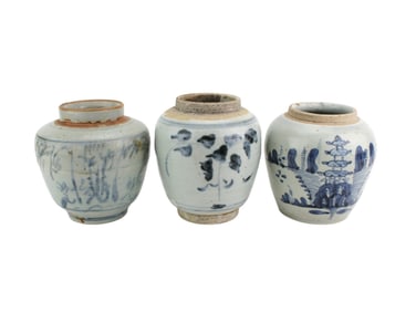 THREE CHINESE BLUE/WHITE JARS