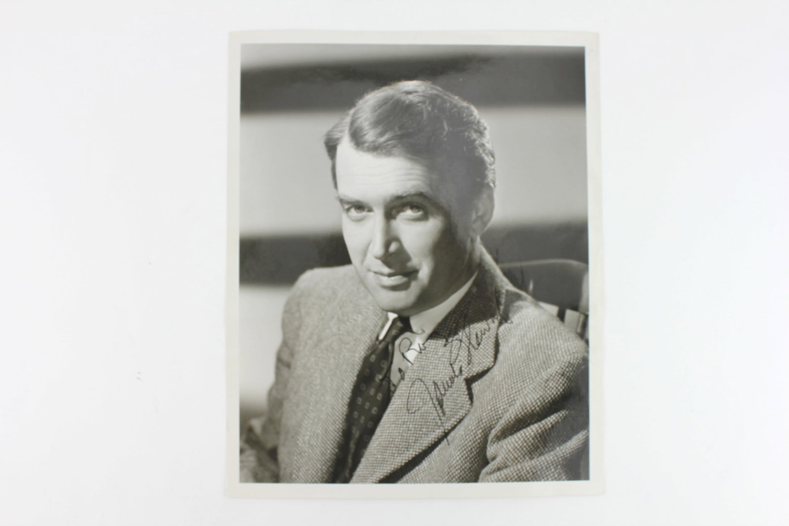 JAMES STEWARD SIGNED PHOTOGRAPH (1 of 2)