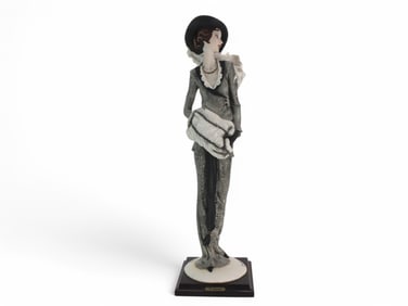 Giuseppe Armani Lady with Muff Figurine