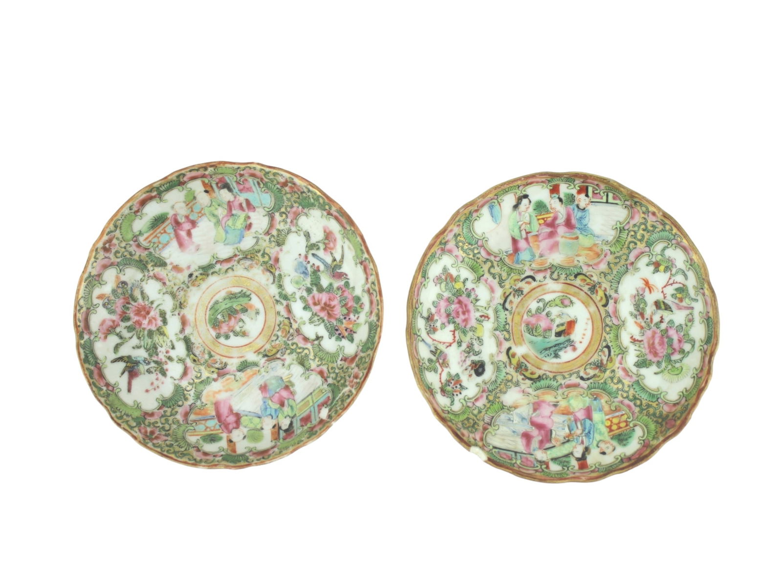 TWO CHINESE ROSE MEDALLION PLATES (1 of 8)