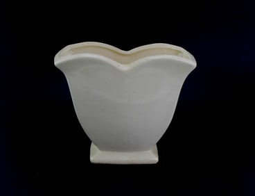 1950S McCoy White Ceramic Tulip-Shaped Vase