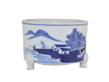 Chinese Blue & White Tripod Censor