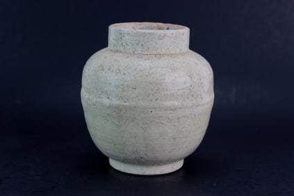 Old Chinese Pale Glaze Porcelain Jar