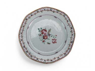 A Chinese Export Famille Rose Octagonal Plate